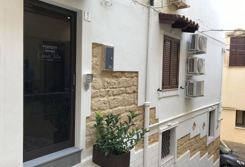 تختخواب و صبحانه Casa Tita