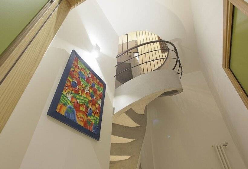 تختخواب و صبحانه Casa Tita