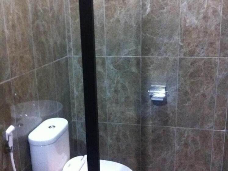 تختخواب و صبحانه Votel Viure Hotel Jogjakarta