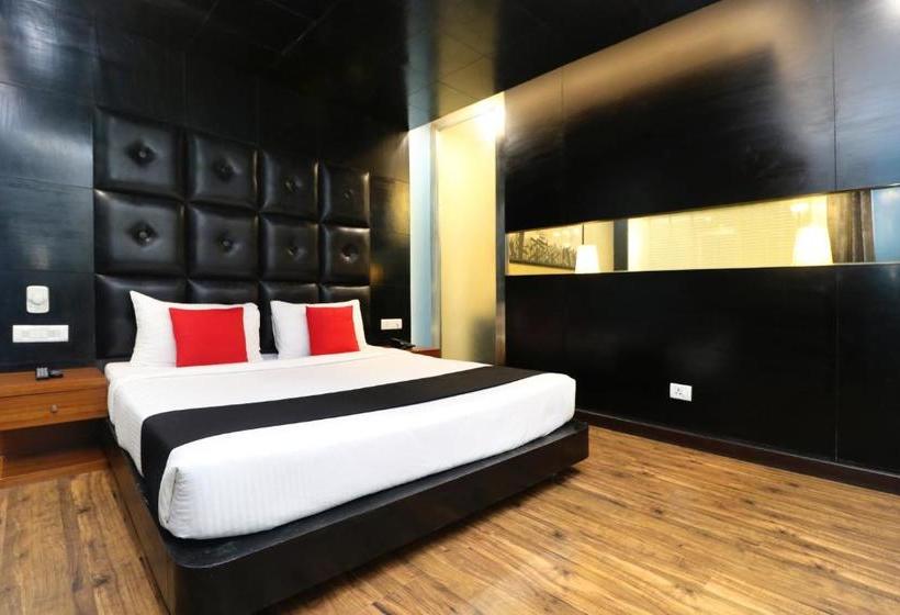 فندق Capital O 2199 The Toy