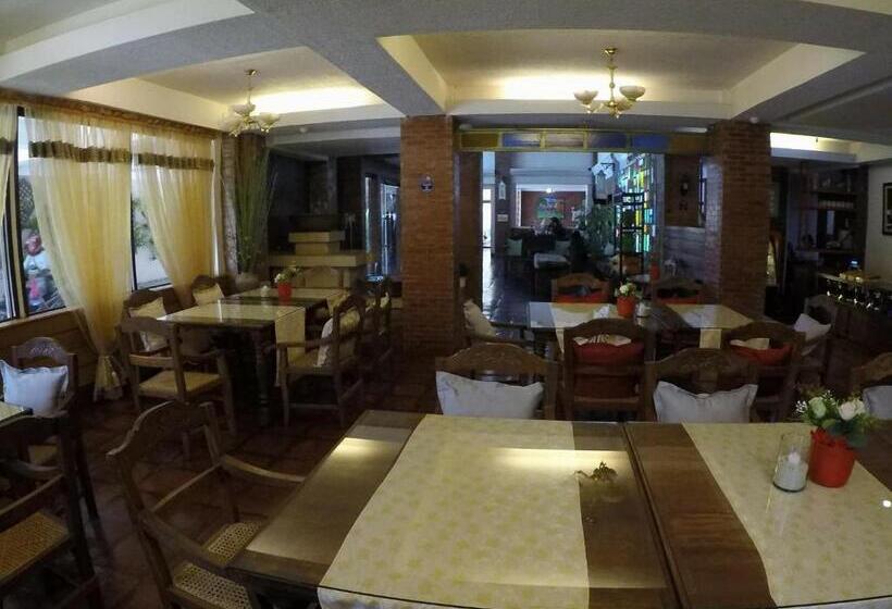 Отель The Palacio De Laoag