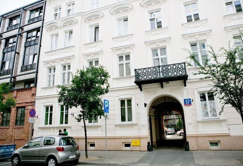 پانسیون Hoża Apartments And Rooms
