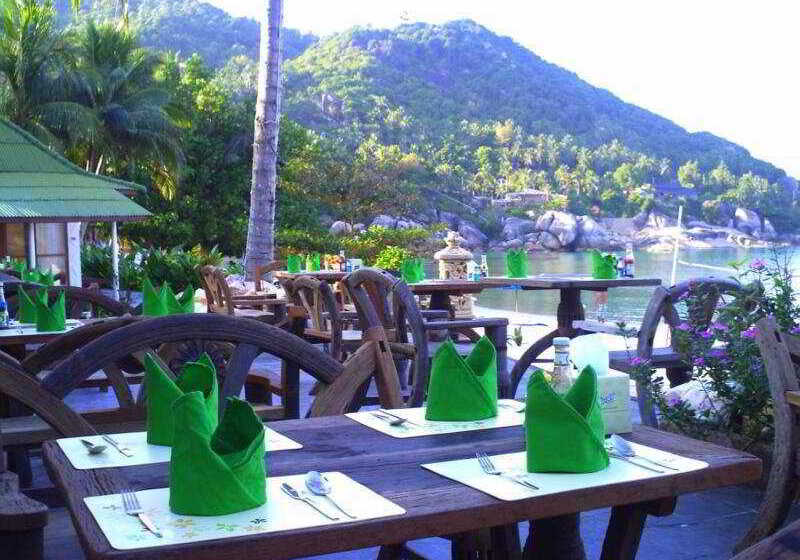 هتل Crystal Bay Yacht Club Beach Resort