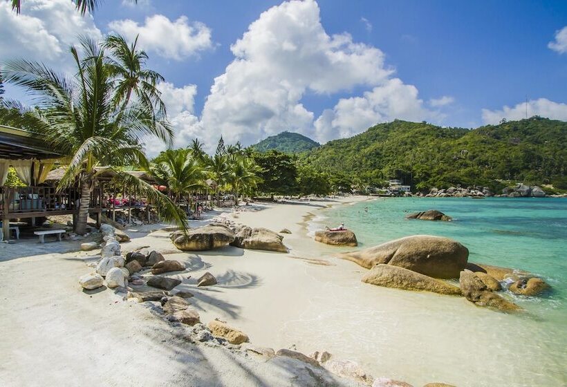 Hotel Crystal Bay Yacht Club Beach Resort