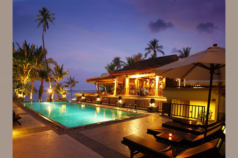 Impiana Beach Front Resort Chaweng Noi, Koh Samui