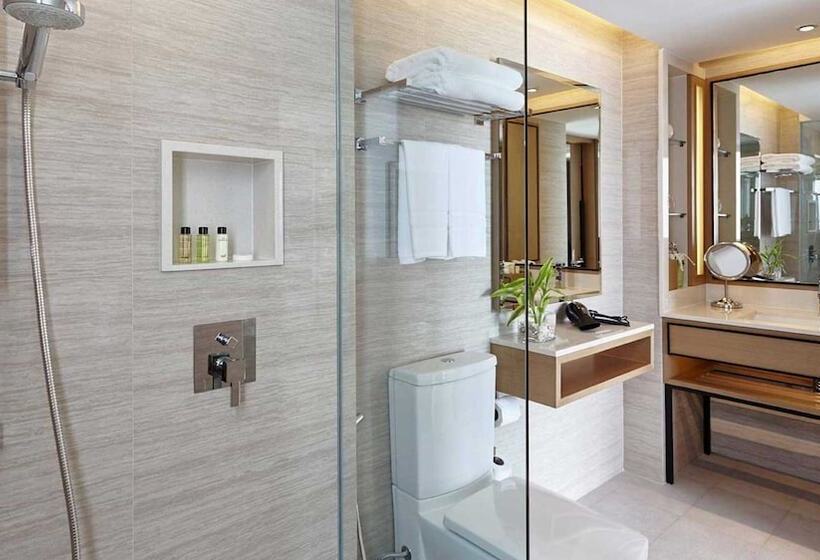 استراحتگاه Amari Phuket