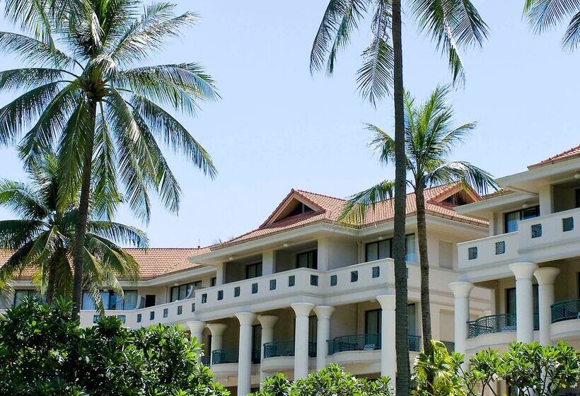 استراحتگاه Centara Reserve Samui