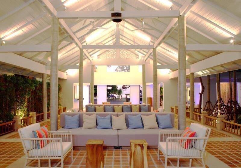 استراحتگاه Ramada By Wyndham Phuket Southsea