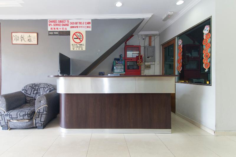 Comfort Hotel 2 By Oyo Rooms