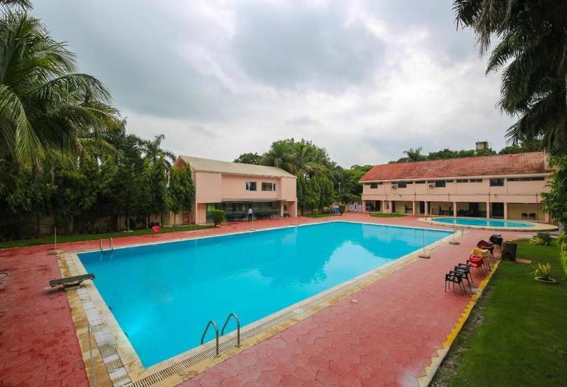 酒店 Sports Club Of Jabalpur By Oyo Rooms