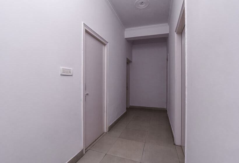 Oyo 15539 City Hut
