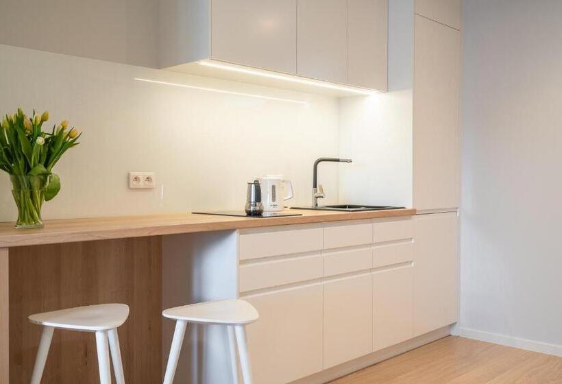 Q19 Apartments Rynek
