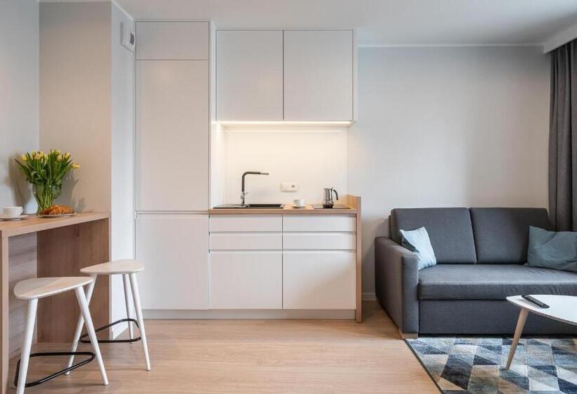 Q19 Apartments Rynek