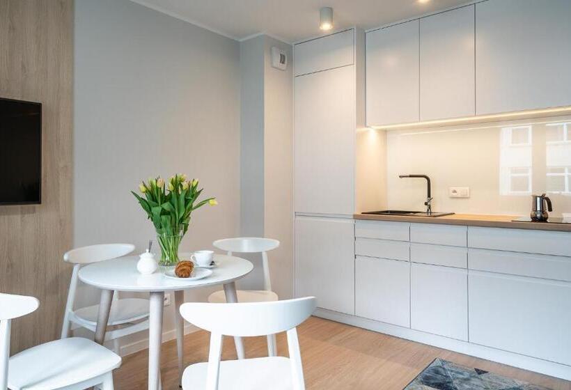 Q19 Apartments Rynek