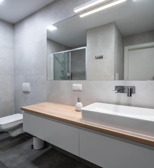 Q19 Apartments Rynek
