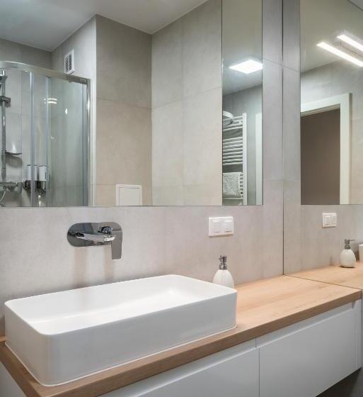 Q19 Apartments Rynek