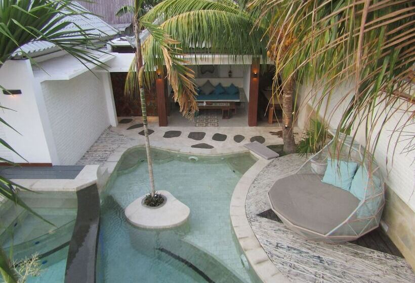 تختخواب و صبحانه The White Key Luxury Villas