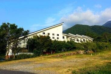 هتل Biwako Hira