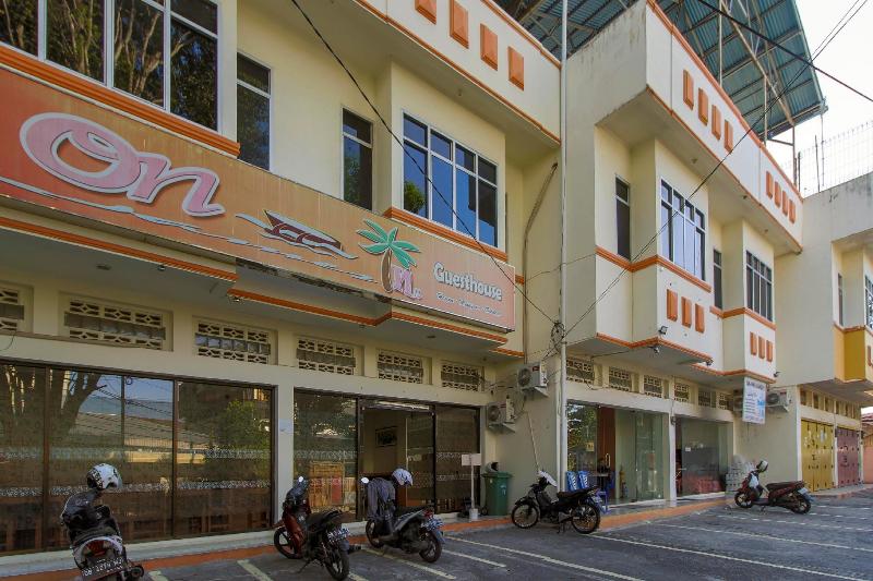 فندق Reddoorz Near Jalan Jendral Sudirman