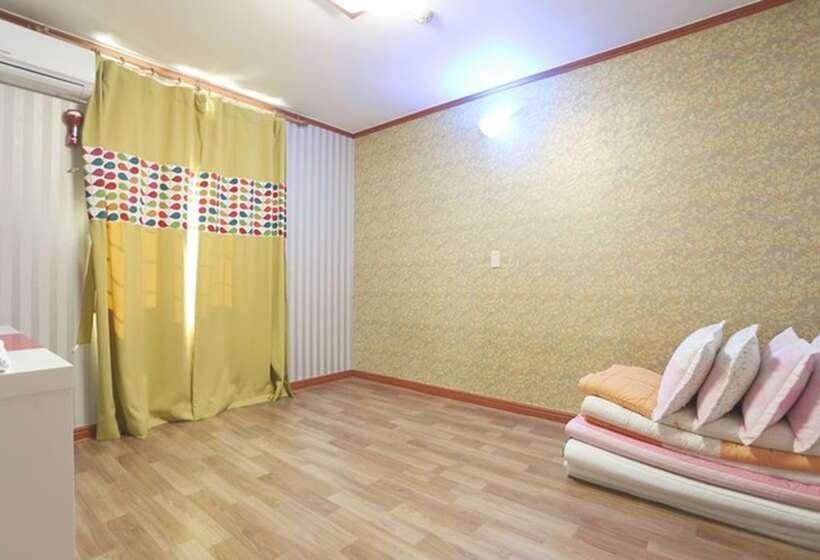 Jeongdongjin Motel