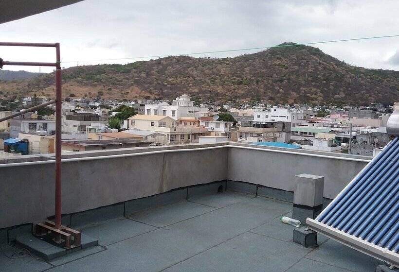 پانسیون La Plaine Verte Guesthouse