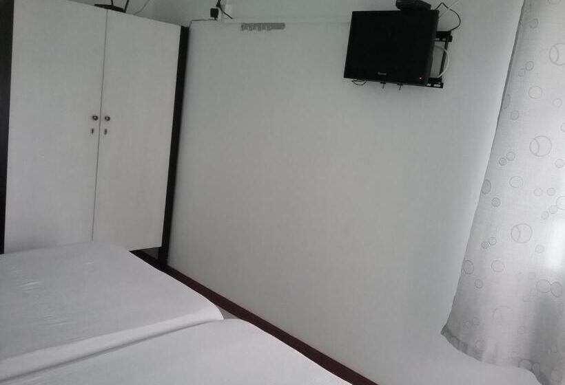 پانسیون La Plaine Verte Guesthouse