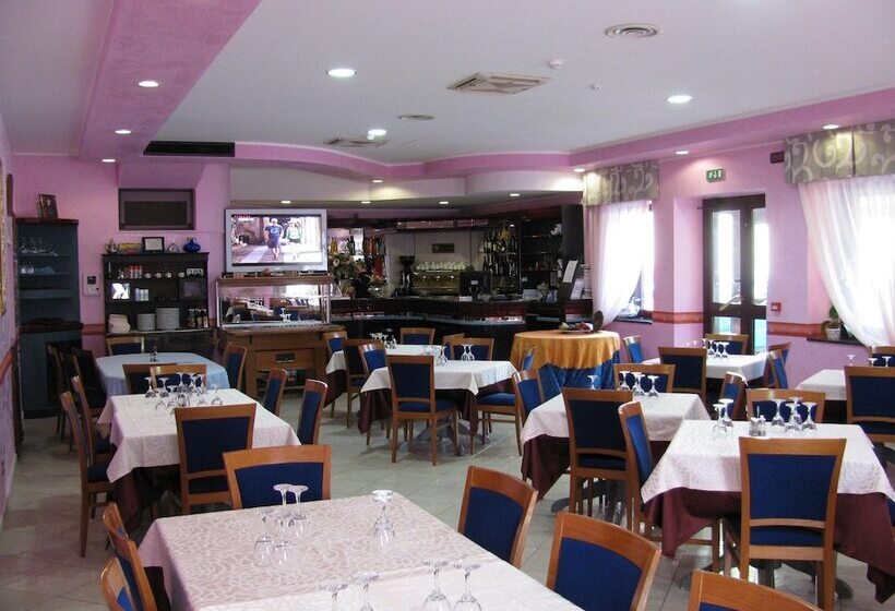 فندق Albergo Roma
