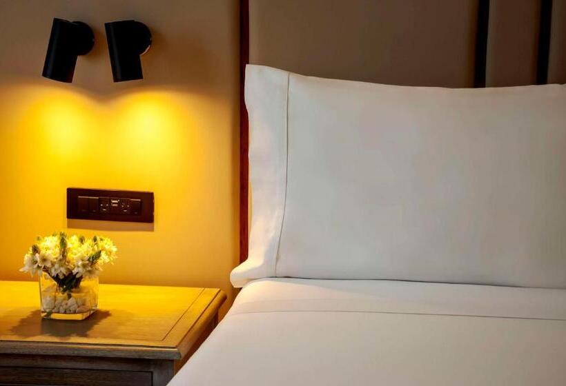 בית מלון כפרי NH Cali Boulevard del Río