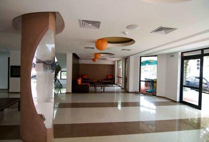 هتل Salena Plaza