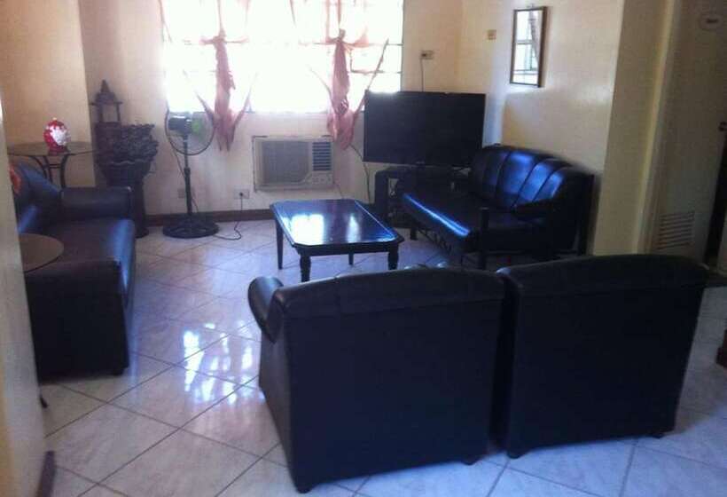 فندق Reddoorz @ Tondaligan Beach