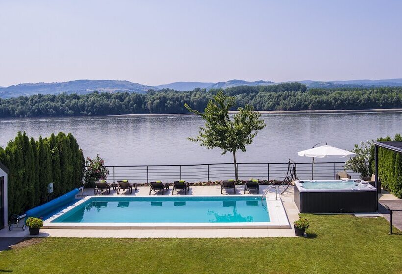 پانسیون Guest House Panorama Aqualux With Free Parking