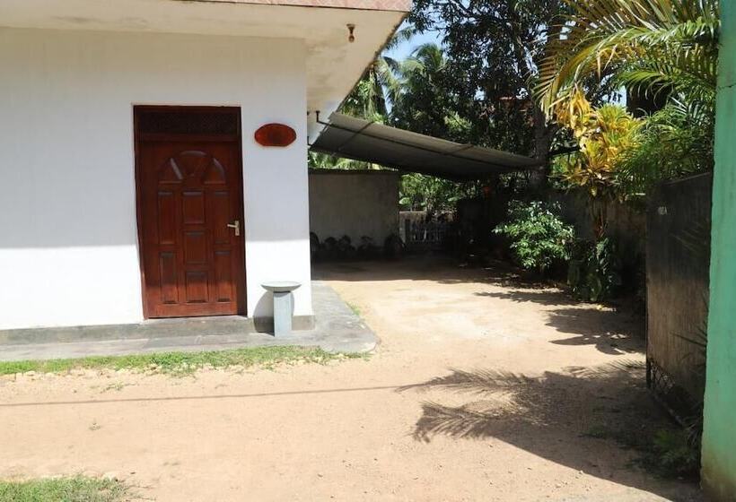 پانسیون Prasad Suomi Villa