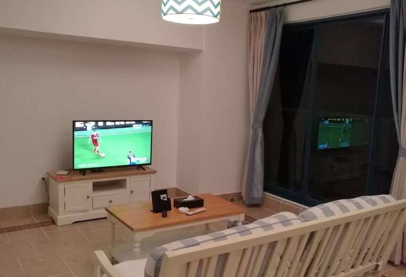 Wanke Shuangyuewan Seaview Apartment