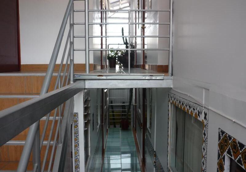 هاستل Casa Inn Hostal