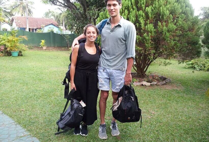 Mama S Villa By Taprobane Hostel