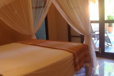 هتل Jacks Bed And Breakfast
