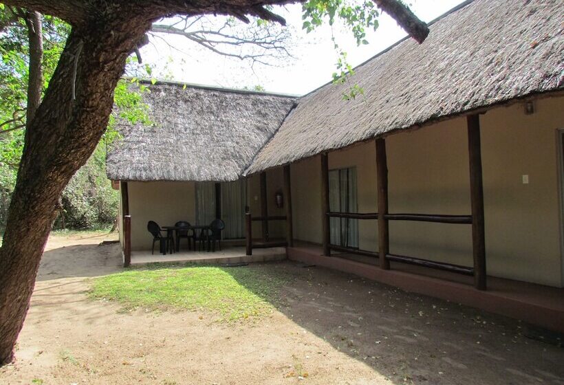 Отель Malala Game Lodge