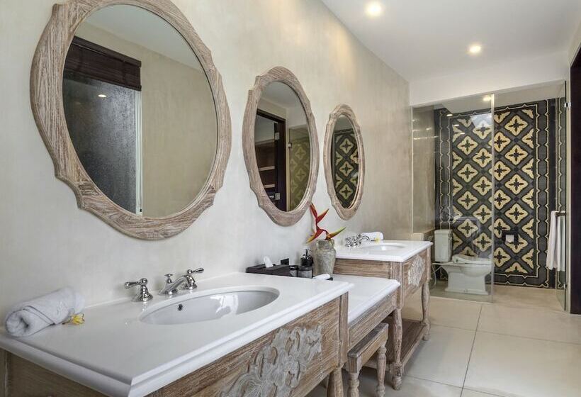 هتل Villa M Bali Umalas
