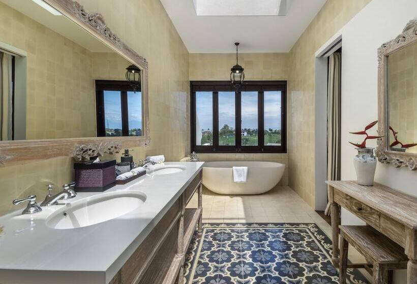 هتل Villa M Bali Umalas