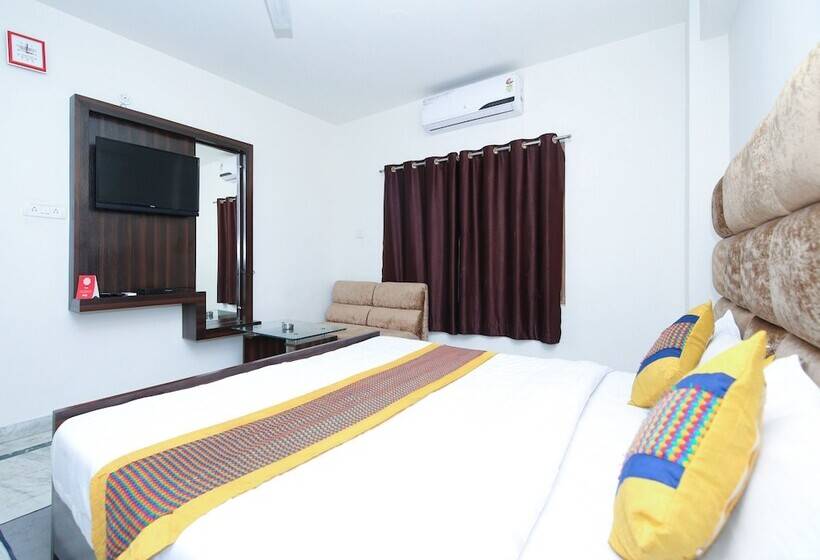 Oyo 8170 Hotel Datt Residency