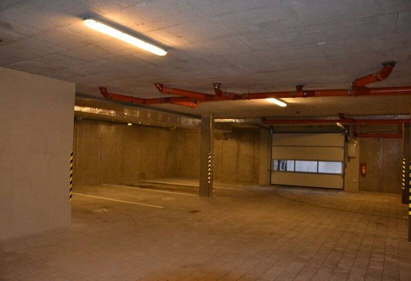 Residence Post