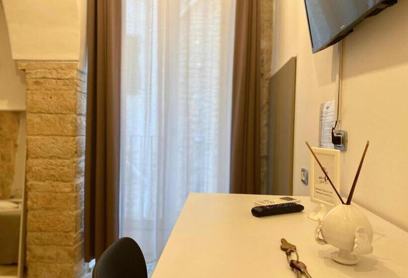 تختخواب و صبحانه Altrelli Rooms