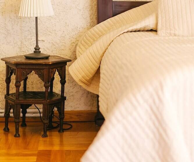 تختخواب و صبحانه Casa Natalia