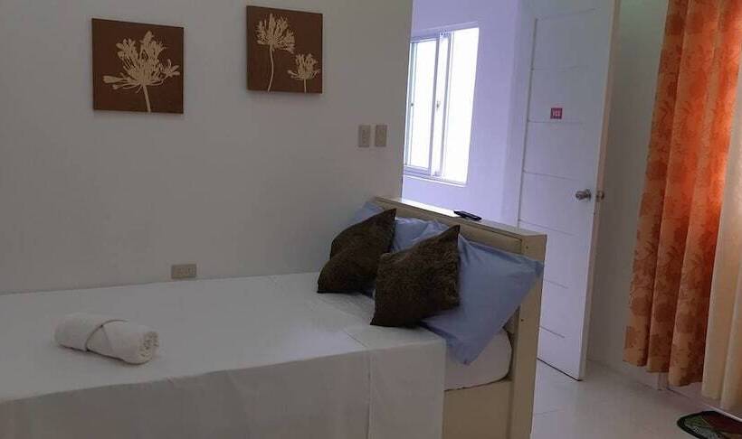 فندق Davocol S Inn Batanes