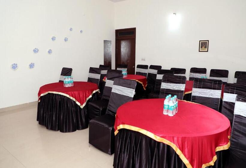호텔 Ranthambore Resort