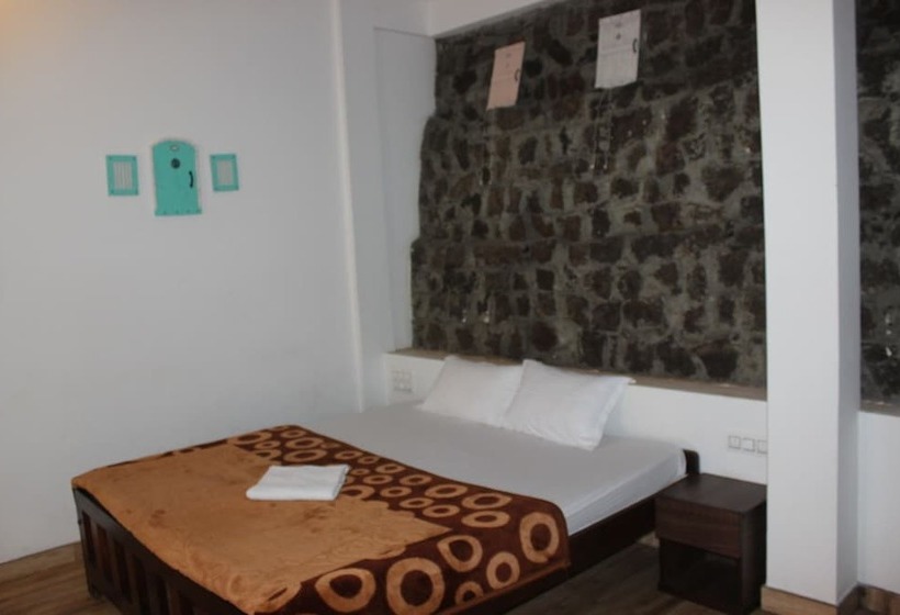 هتل The Mellows Homestay