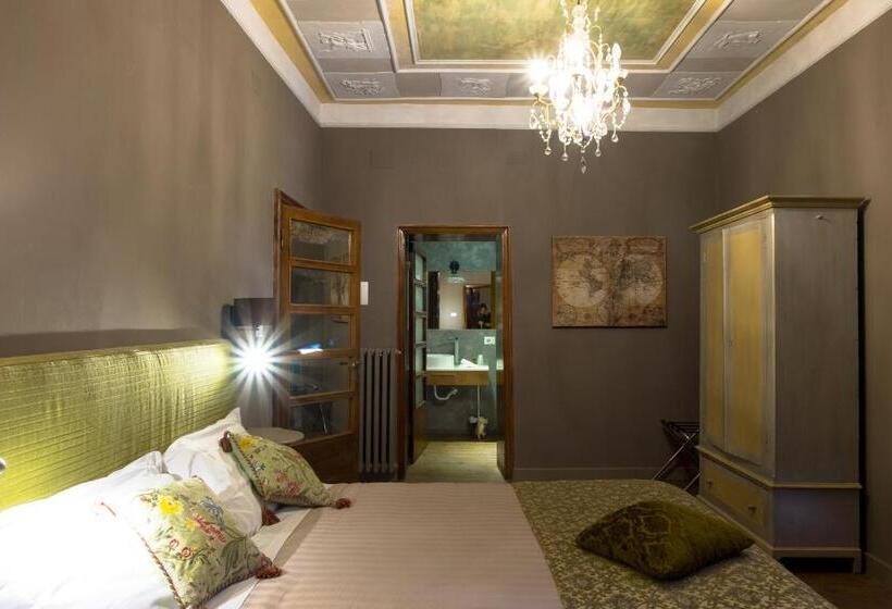 پانسیون La Rocca Guest House & Spa