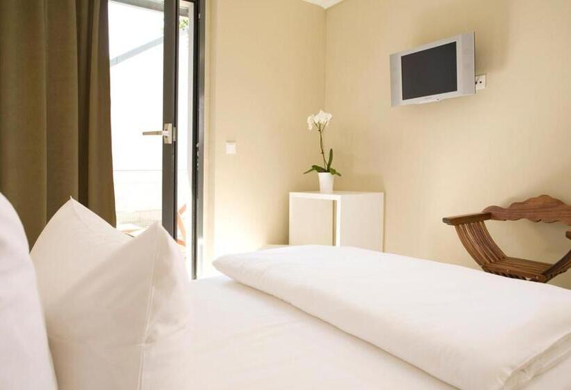 Pension Mariposa