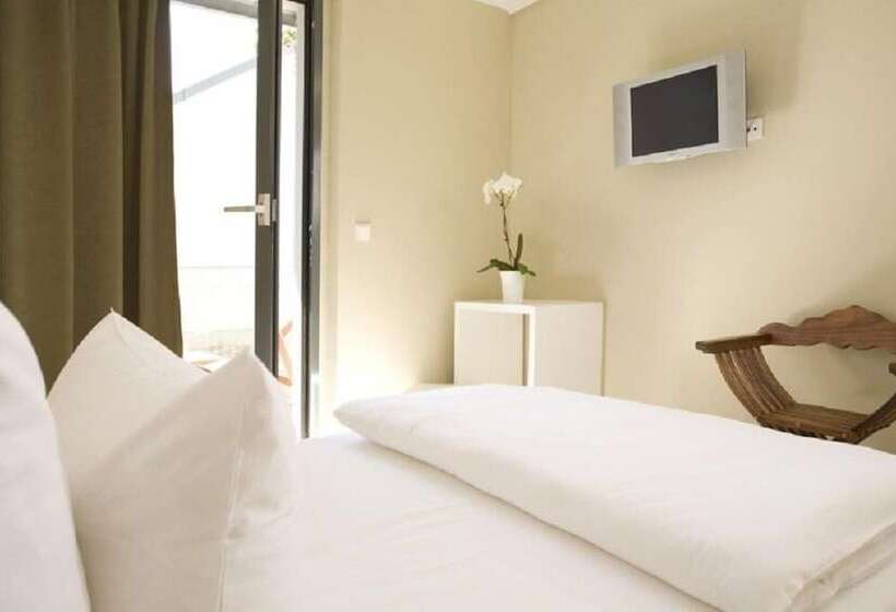 Pension Mariposa