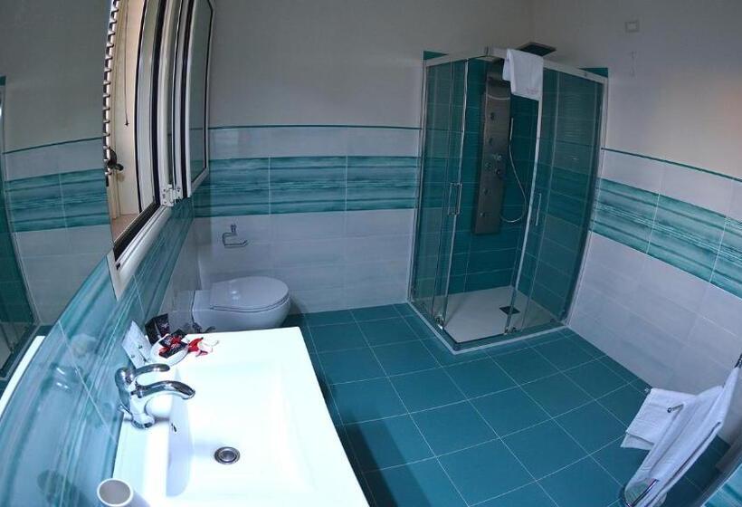 تختخواب و صبحانه Dei Del Mare Extra Luxury